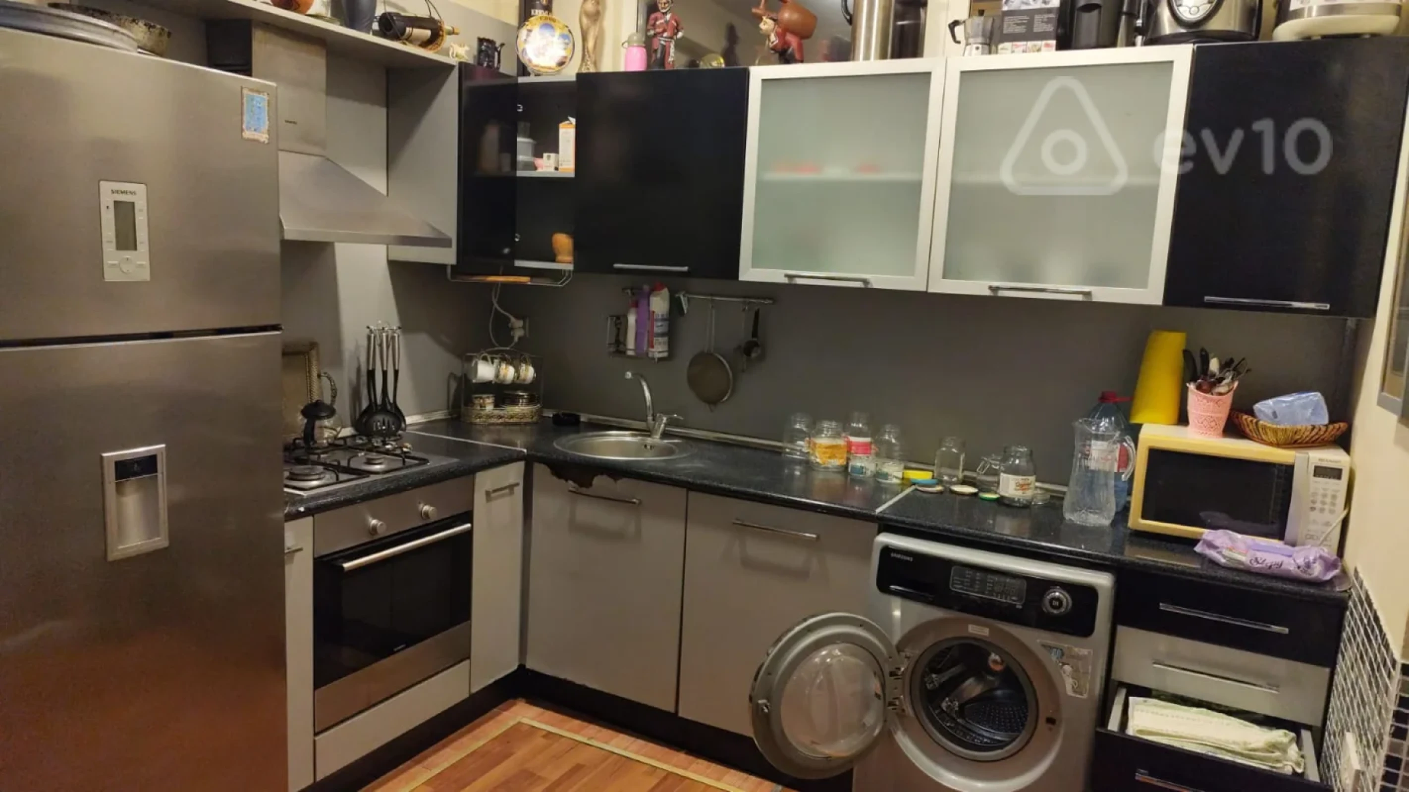 Kirayə verilir 2 otaqlı yeni tikili 60 m²