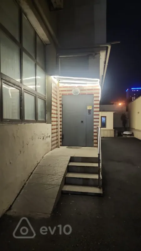 Kirayə verilir 2 otaqlı yeni tikili 60 m²