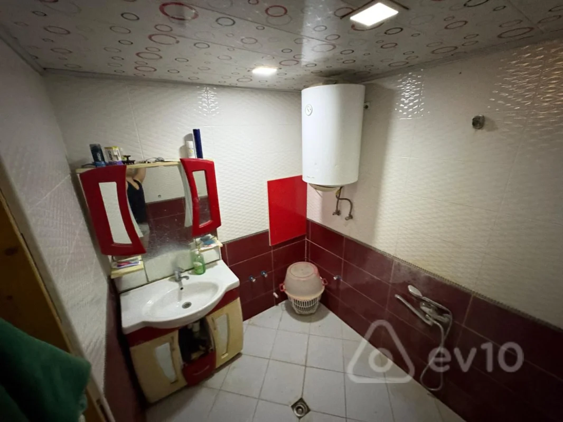 Kirayə verilir 3 otaqlı yeni tikili 80 m²