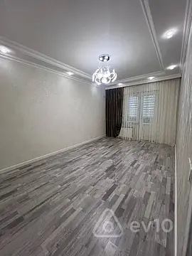 Satılır 3 otaqlı köhnə tikili 70 m²