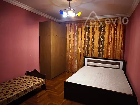 Kirayə verilir 3 otaqlı köhnə tikili 65 m²