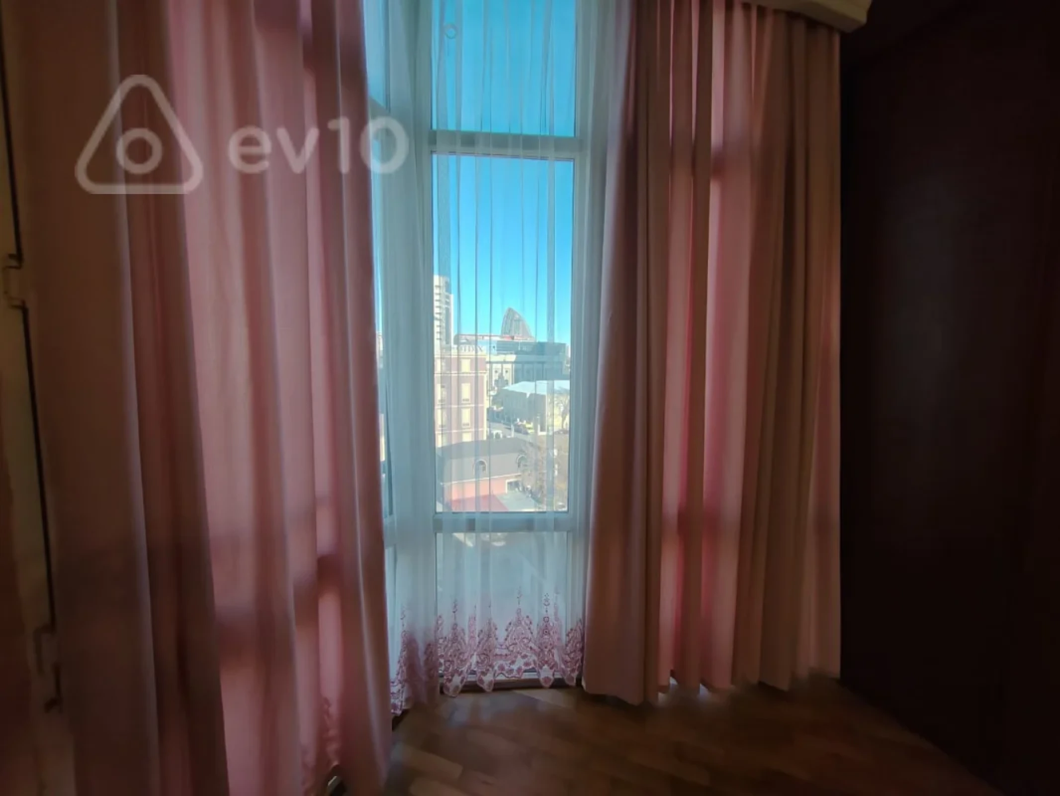 Kirayə verilir 2 otaqlı yeni tikili 60 m²