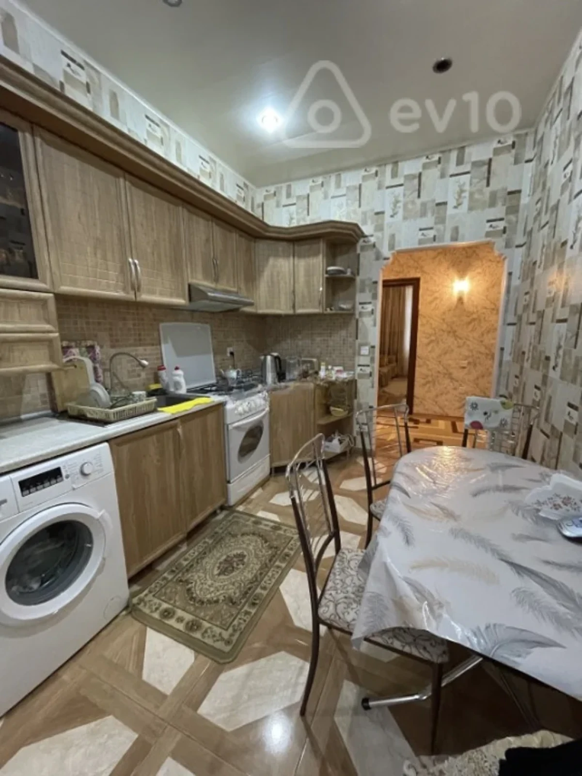 Satılır 3 otaqlı yeni tikili 100 m²