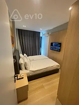 Kirayə verilir 3 otaqlı yeni tikili 145 m²