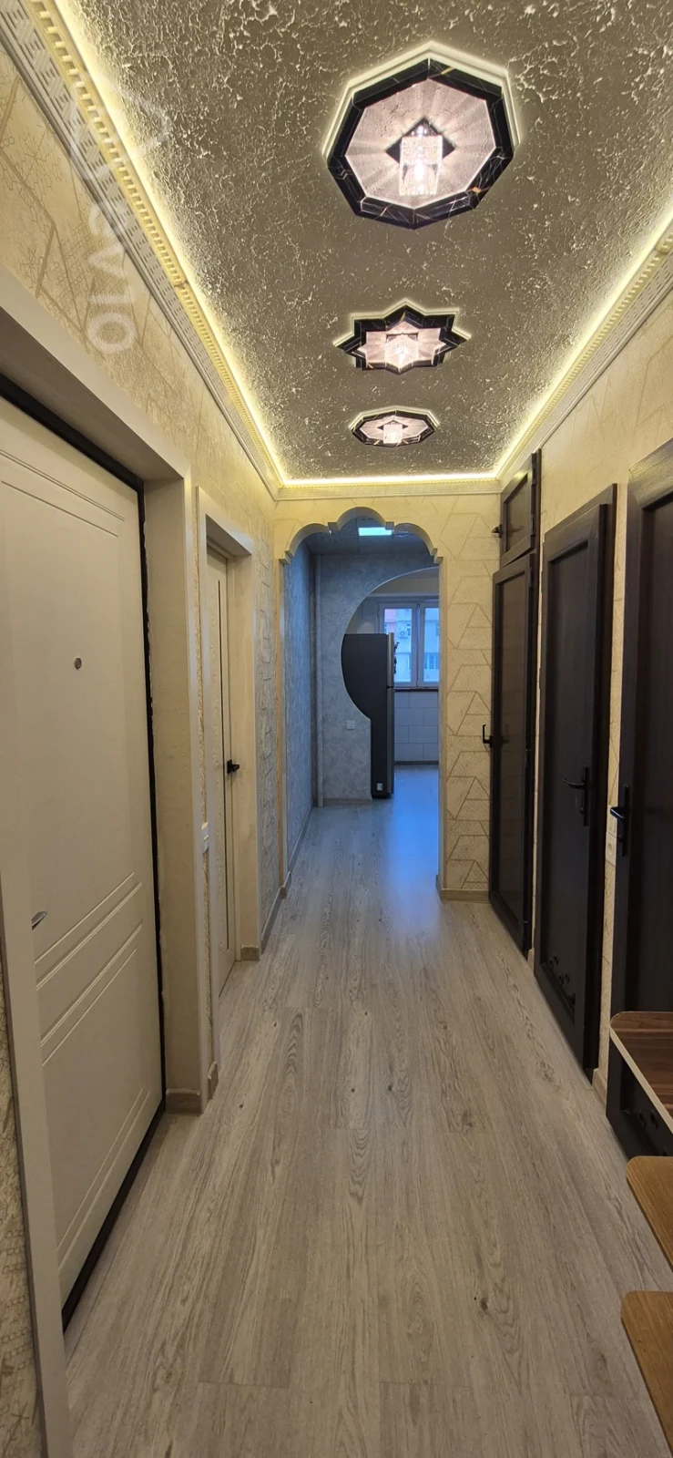 Satılır 2 otaqlı köhnə tikili 52 m²