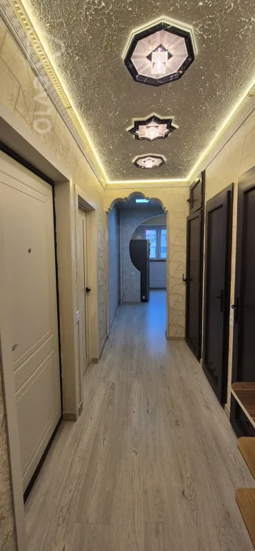 Satılır 2 otaqlı köhnə tikili 52 m²