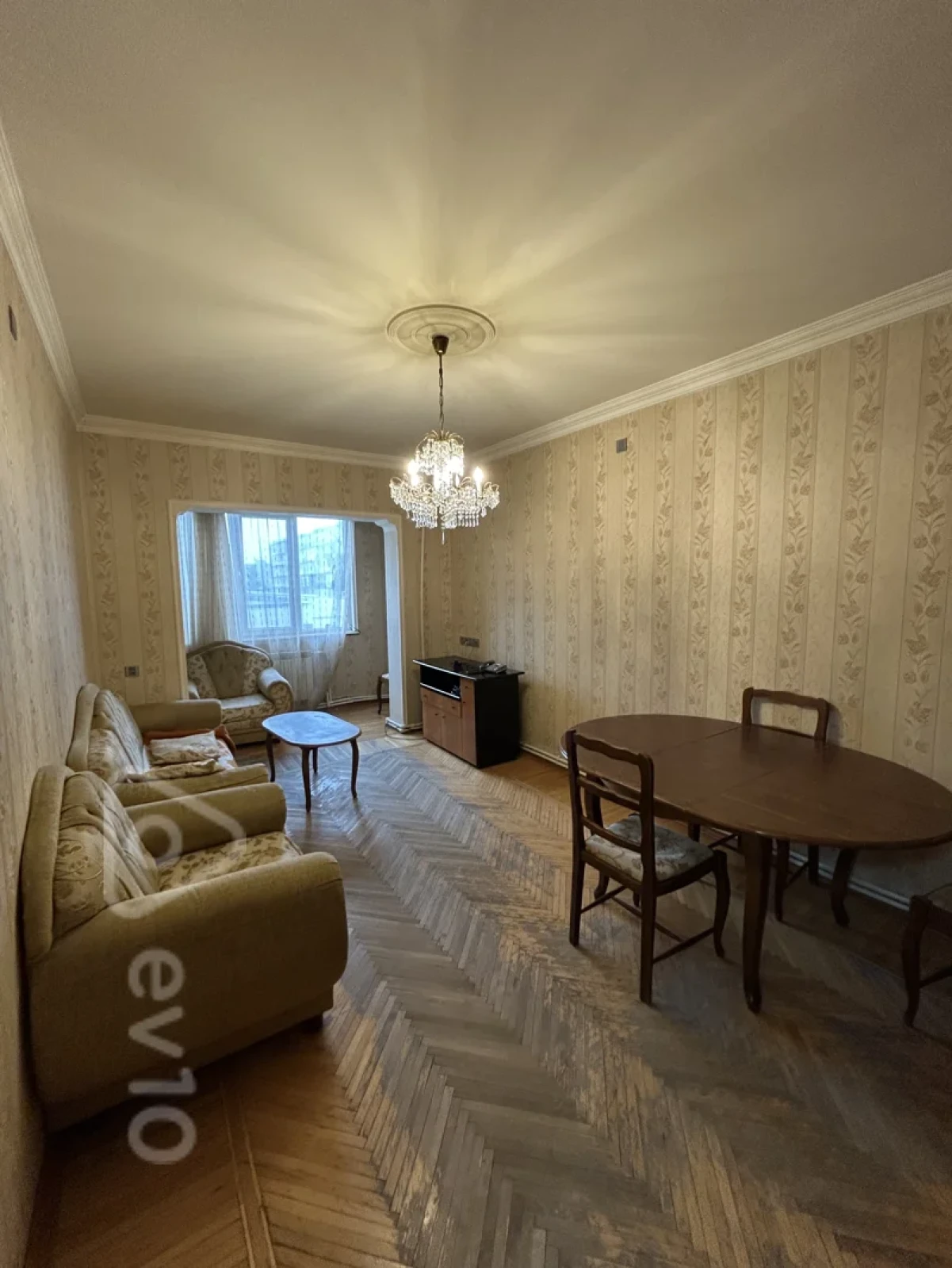 Kirayə verilir 3 otaqlı köhnə tikili 95 m²