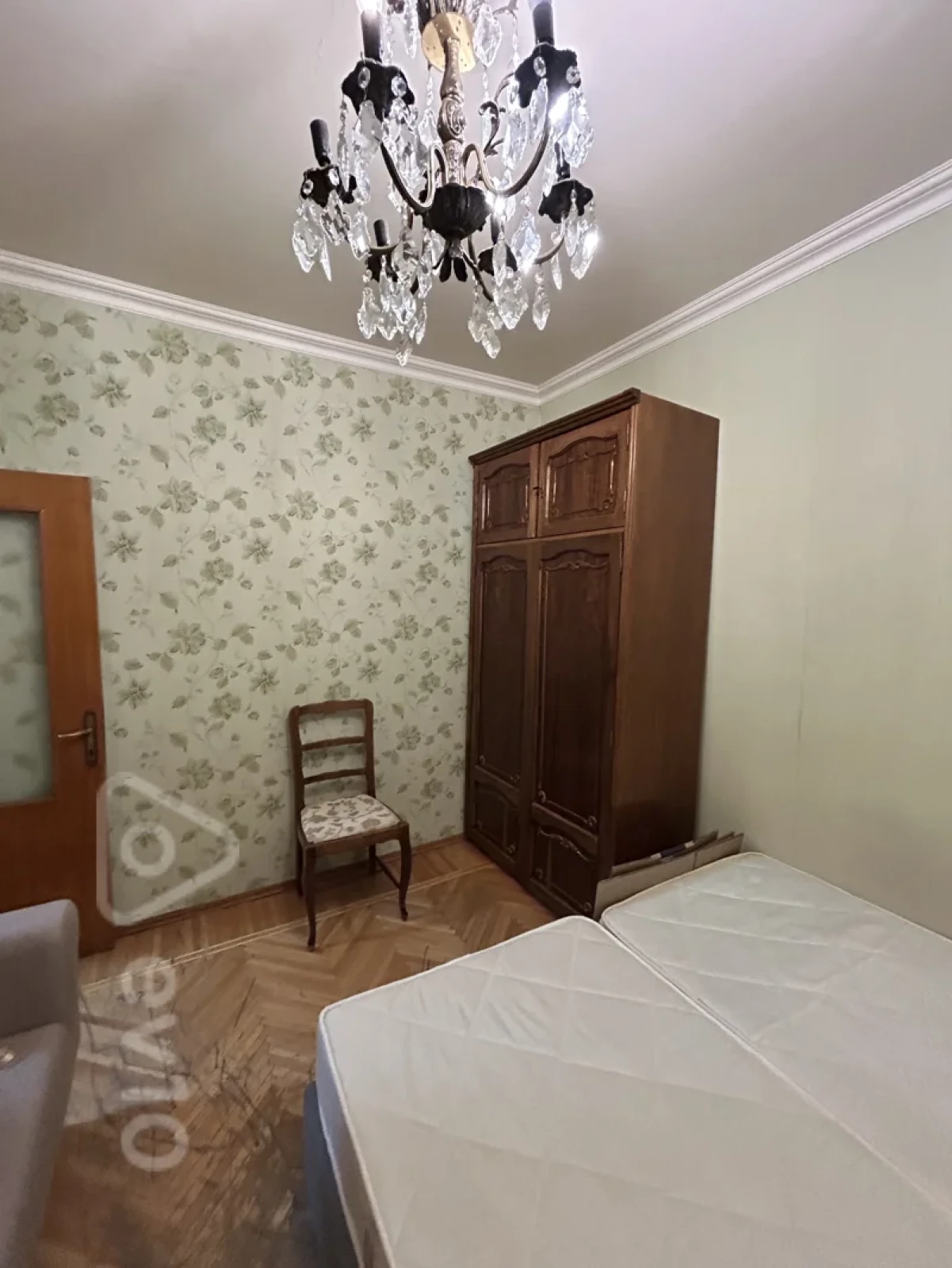 Kirayə verilir 3 otaqlı köhnə tikili 95 m²