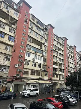 Kirayə verilir 3 otaqlı köhnə tikili 95 m² — Bakı, Binəqədi 3 otaq 95.00 m²