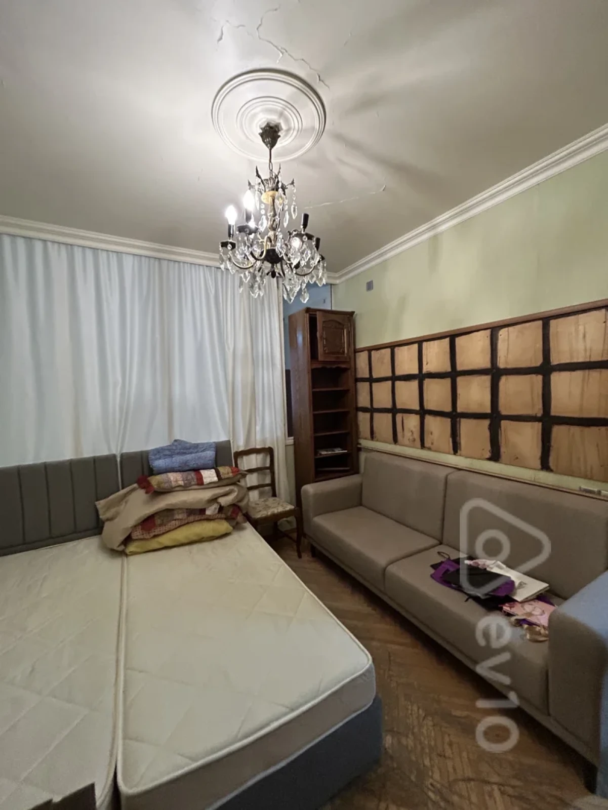 Kirayə verilir 3 otaqlı köhnə tikili 95 m²