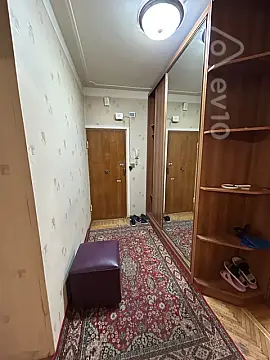 Kirayə verilir 3 otaqlı köhnə tikili 95 m²