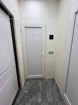 Kirayə verilir 2 otaqlı köhnə tikili 50 m²