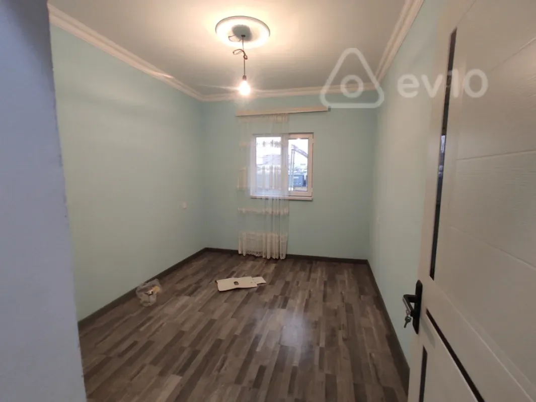 Satılır 3 otaqlı həyət evi 65 m²