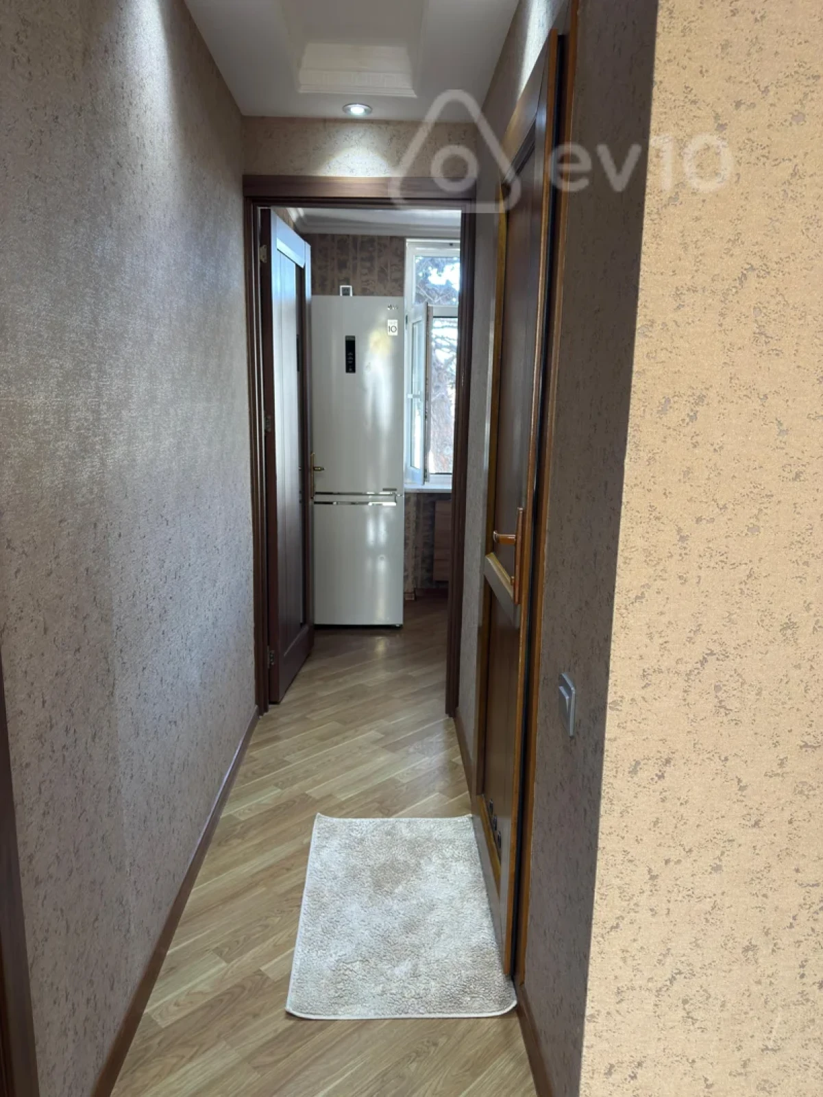 Kirayə verilir 3 otaqlı köhnə tikili 85 m²