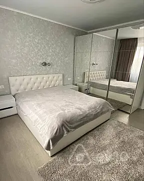 Kirayə verilir 2 otaqlı yeni tikili 80 m²