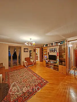 Satılır 2 otaqlı köhnə tikili 61 m²