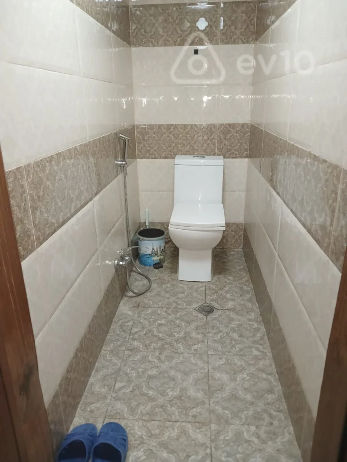 Kirayə verilir 2 otaqlı köhnə tikili 55 m²