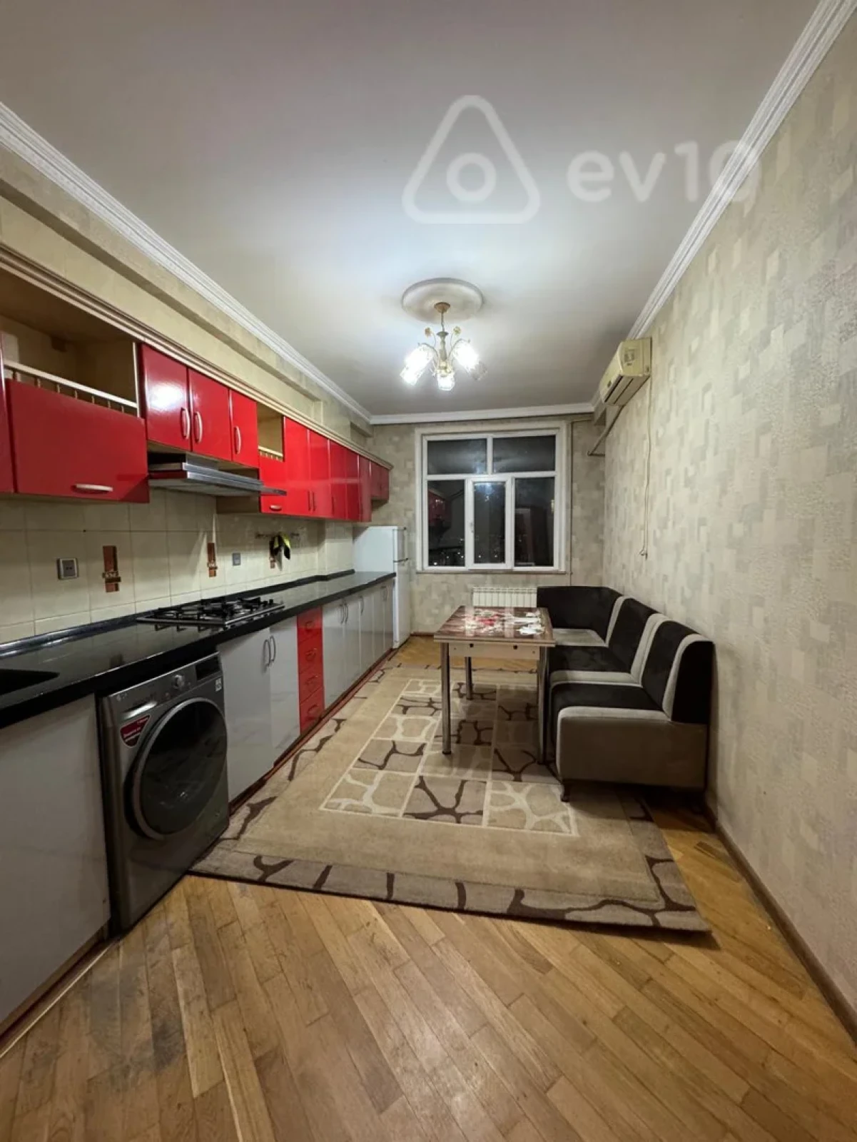 Satılır 3 otaqlı yeni tikili 125 m²
