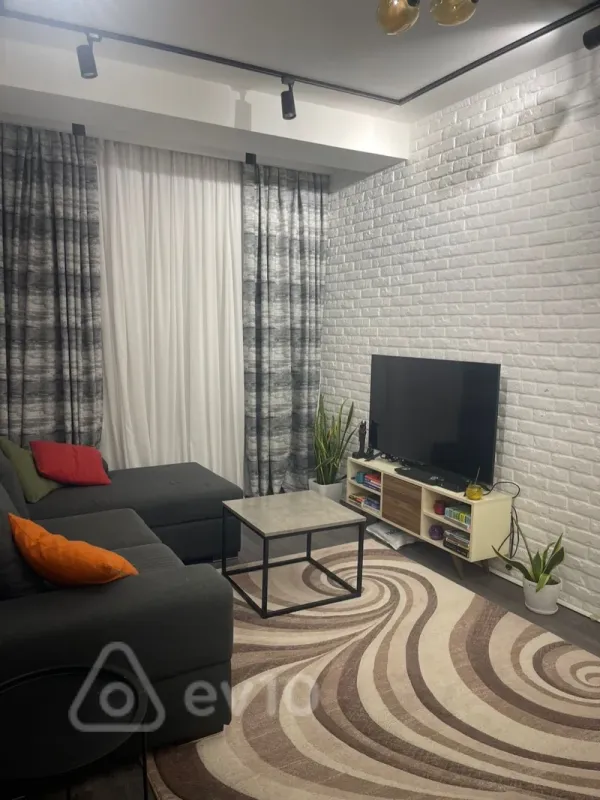 Satılır 3 otaqlı yeni tikili 80 m²