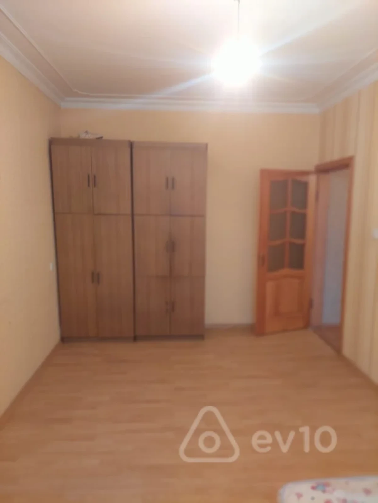 Kirayə verilir 2 otaqlı köhnə tikili 45 m²
