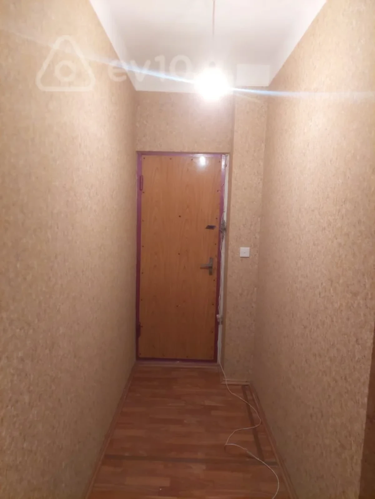 Kirayə verilir 2 otaqlı köhnə tikili 45 m²