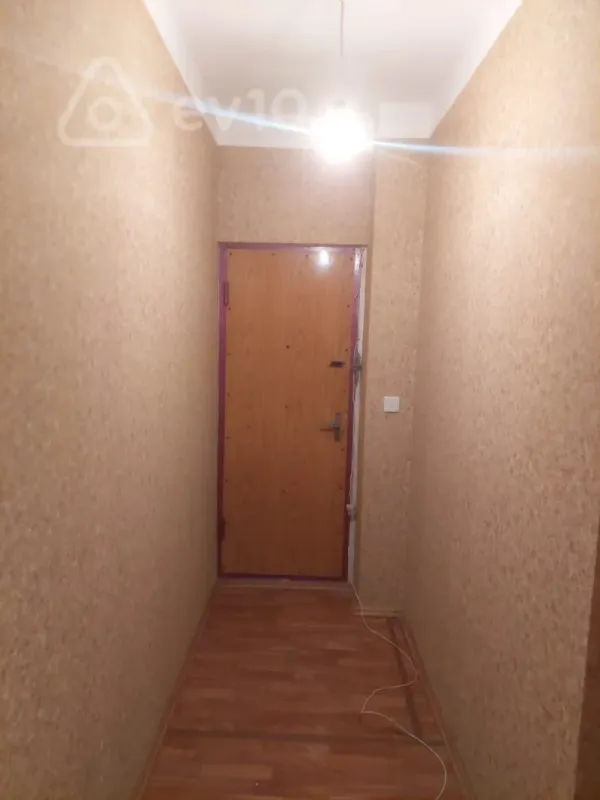 Kirayə verilir 2 otaqlı köhnə tikili 45 m²