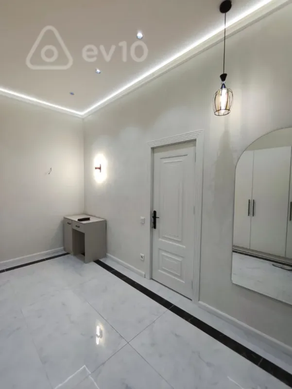 Kirayə verilir 2 otaqlı yeni tikili 80 m²