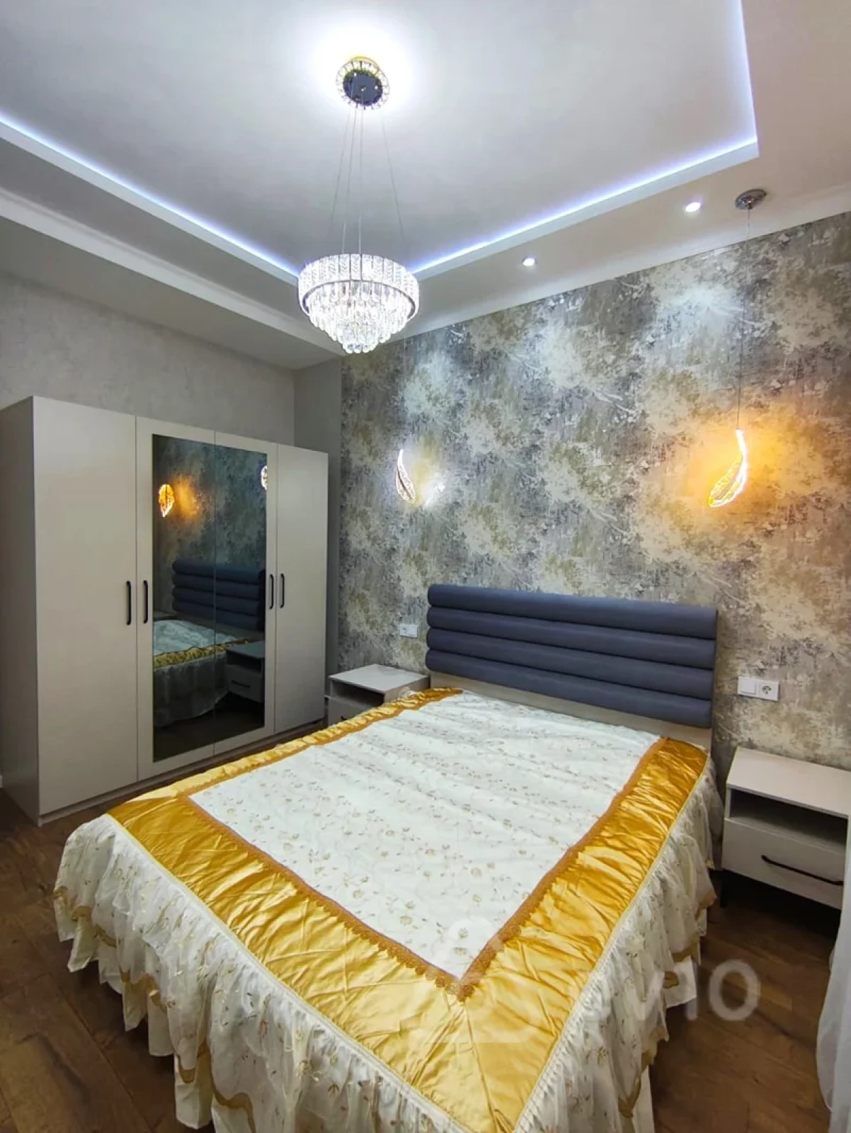 Kirayə verilir 2 otaqlı yeni tikili 80 m²