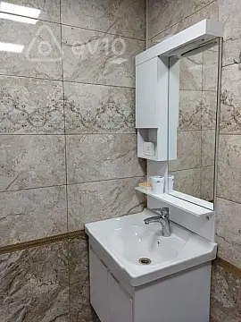 Kirayə verilir 2 otaqlı köhnə tikili 70 m²