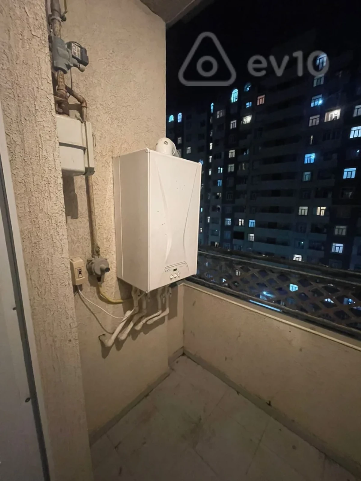 Kirayə verilir 2 otaqlı yeni tikili 50 m²