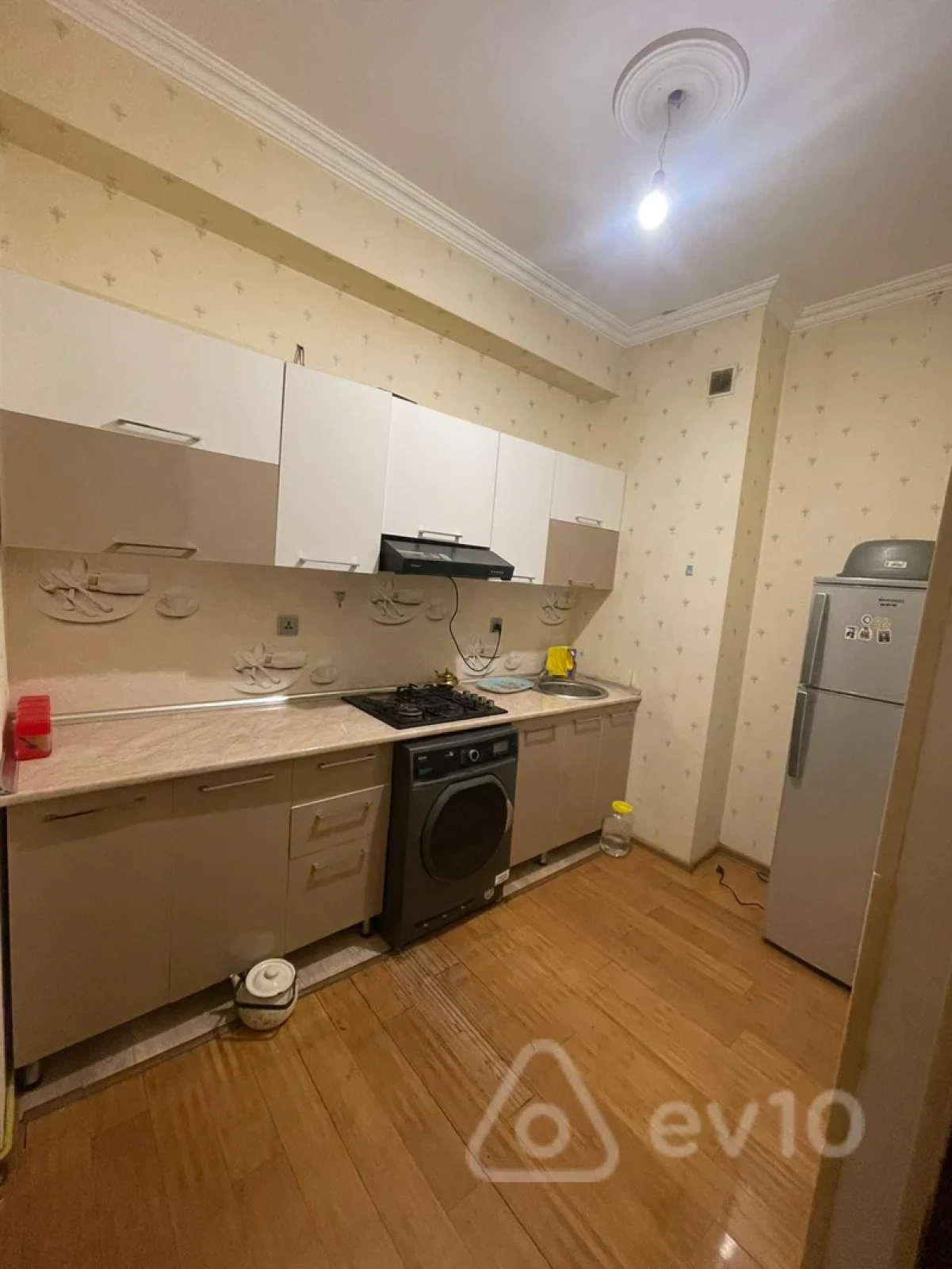 Kirayə verilir 2 otaqlı yeni tikili 50 m²
