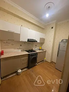 Kirayə verilir 2 otaqlı yeni tikili 50 m²