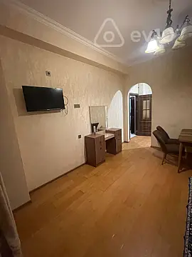 Kirayə verilir 2 otaqlı yeni tikili 50 m²