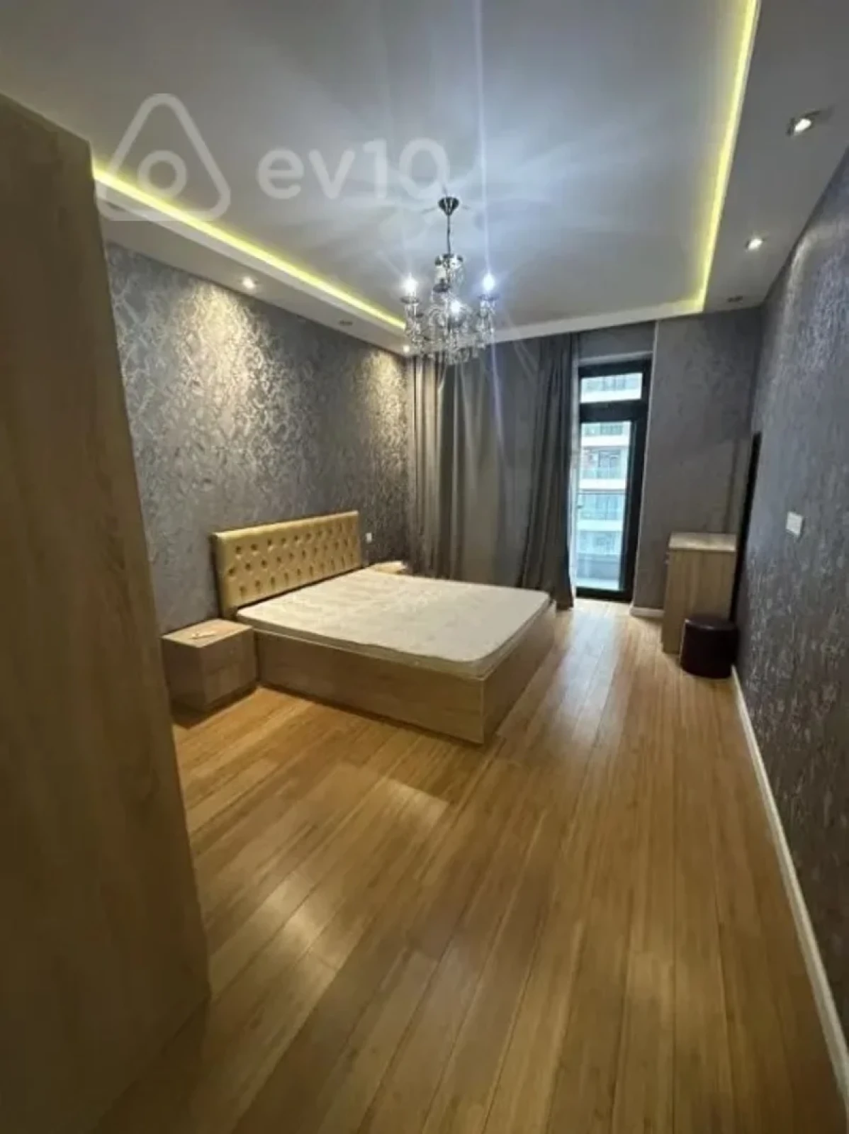 Kirayə verilir 2 otaqlı yeni tikili 105 m²