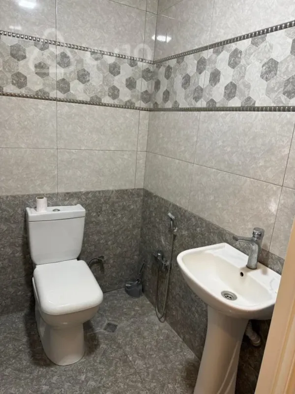 Kirayə verilir 3 otaqlı yeni tikili 90 m²