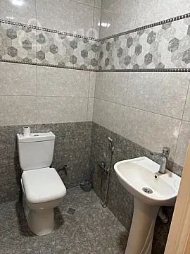 Kirayə verilir 3 otaqlı yeni tikili 90 m²