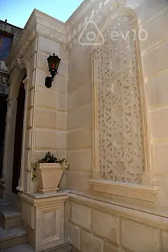 Kirayə verilir 2 otaqlı köhnə tikili 50 m²