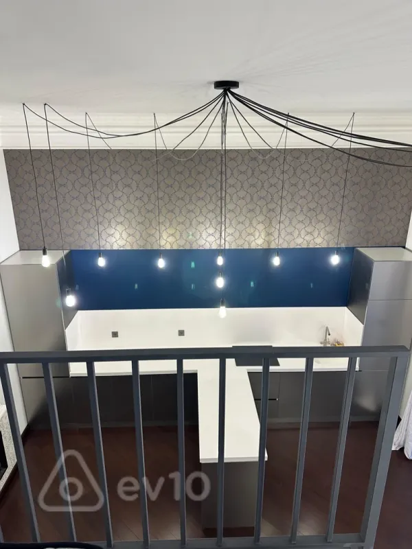 Kirayə verilir 1 otaqlı köhnə tikili 32 m²