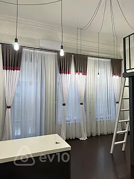 Kirayə verilir 1 otaqlı köhnə tikili 32 m²