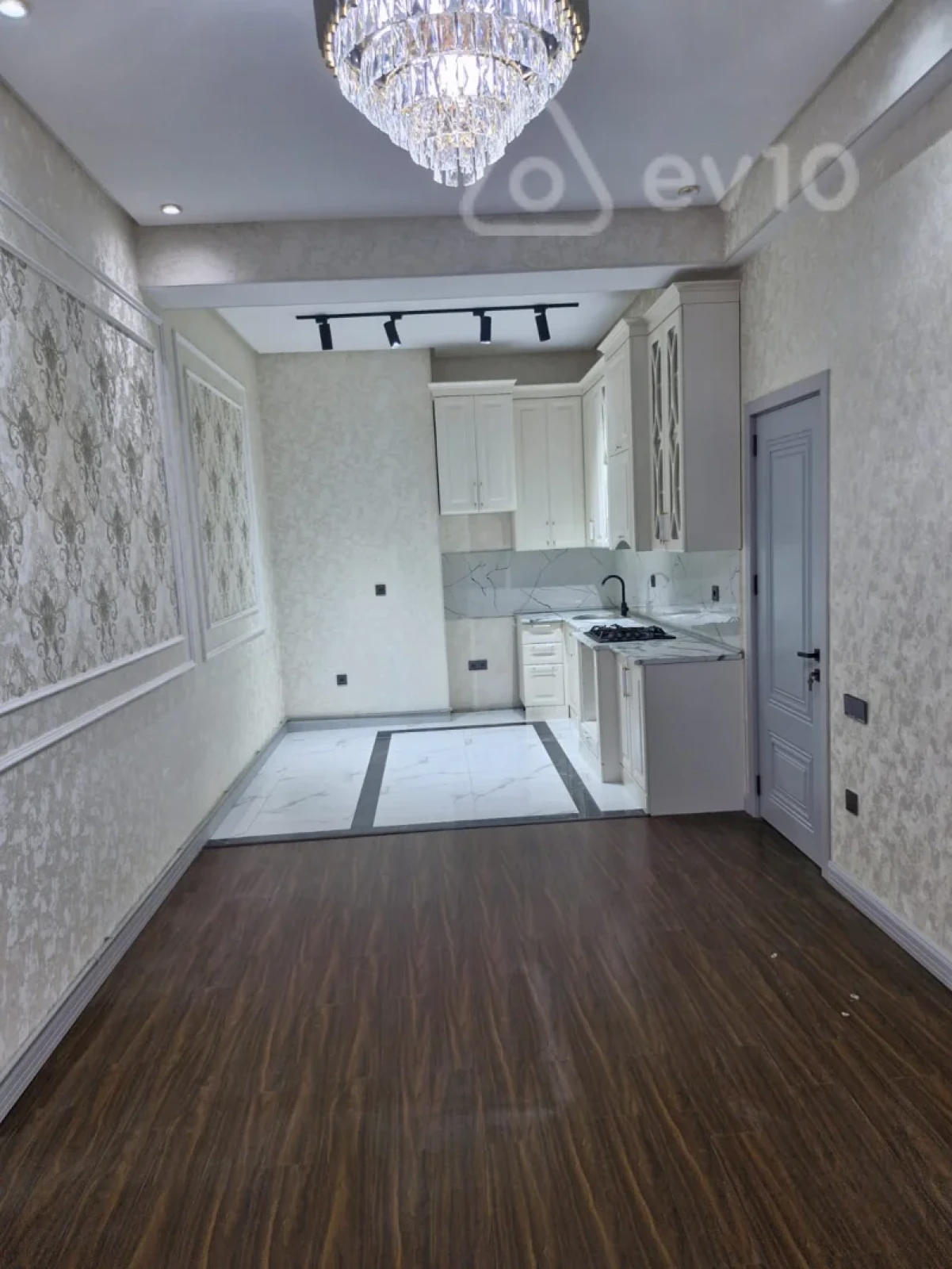 Kirayə verilir 3 otaqlı yeni tikili 100 m²