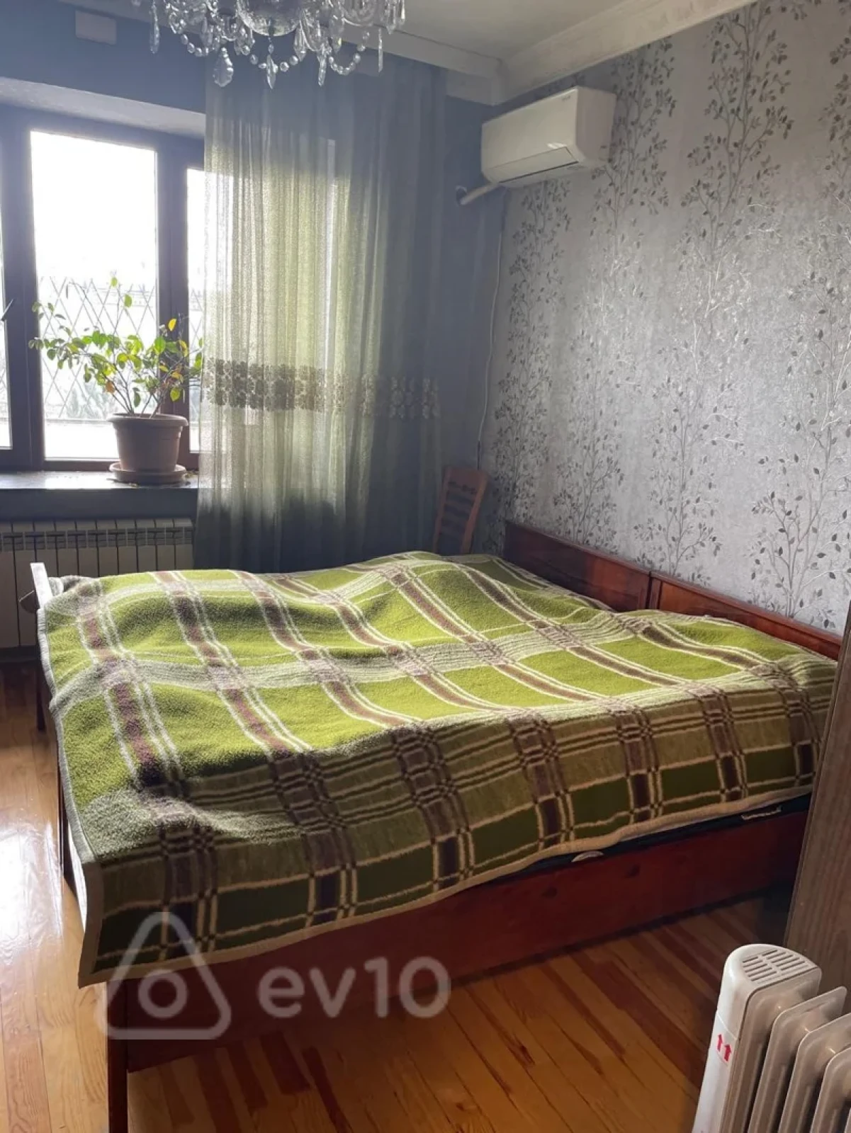 Kirayə verilir 2 otaqlı köhnə tikili 70 m²