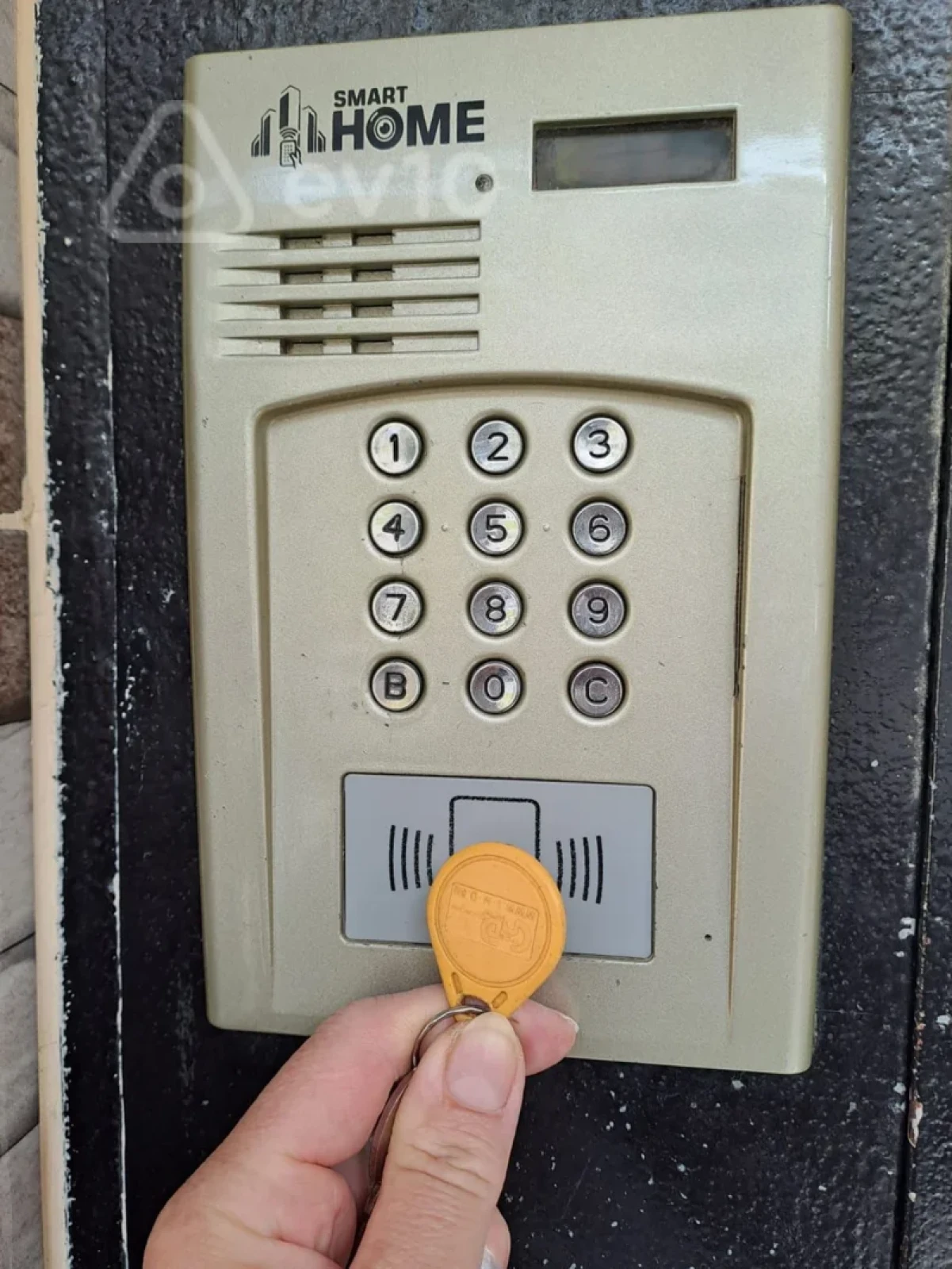 Kirayə verilir 2 otaqlı köhnə tikili 40 m²