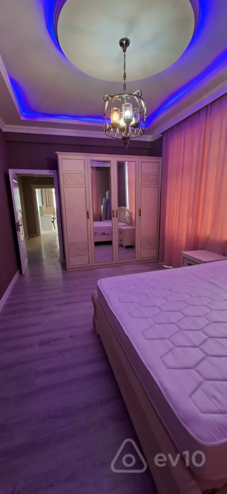 Kirayə verilir 3 otaqlı yeni tikili 110 m²