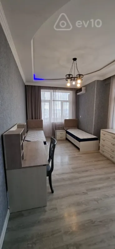 Kirayə verilir 3 otaqlı yeni tikili 110 m²