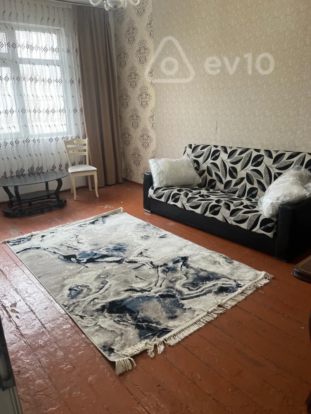 Kirayə verilir 1 otaqlı köhnə tikili 45 m²