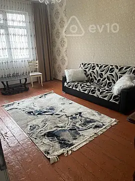 Kirayə verilir 1 otaqlı köhnə tikili 45 m² — Bakı, Nəsimi 1 otaq 45.00 m²
