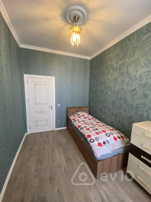 Kirayə verilir 3 otaqlı yeni tikili 80 m²