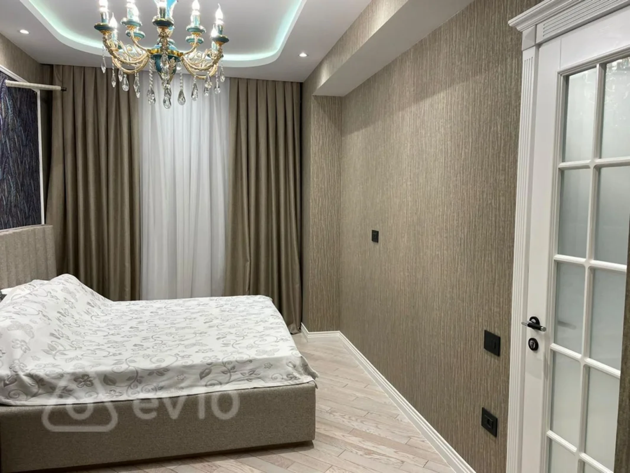 Kirayə verilir 2 otaqlı yeni tikili 73 m²