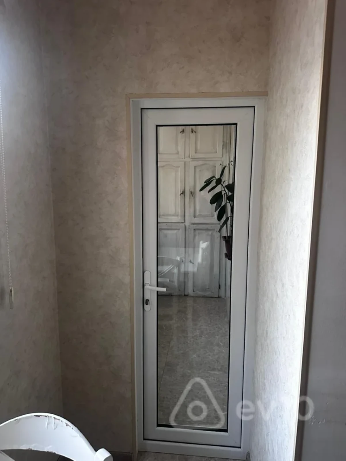 Satılır 4 otaqlı köhnə tikili 110 m²