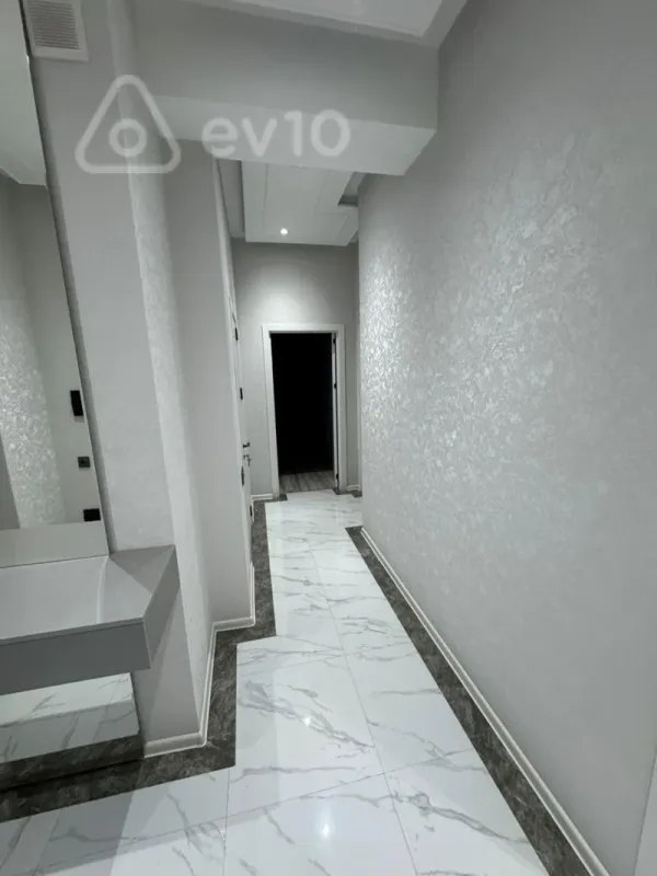 Kirayə verilir 2 otaqlı yeni tikili 88 m²